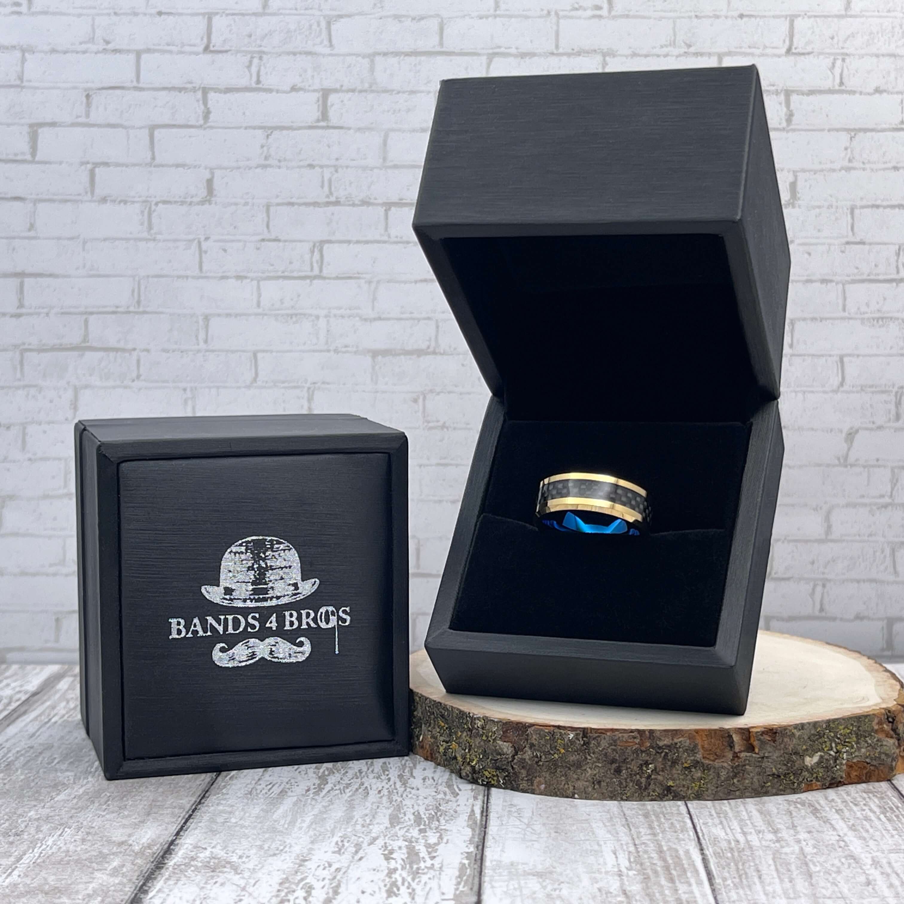 The Tut | Men's Wedding Band