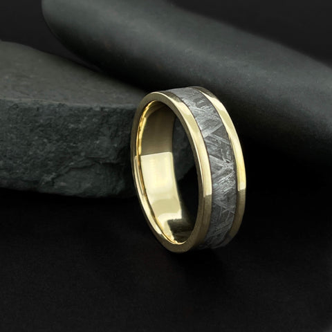 Image of 14 Karat Yellow Gold Men's Wedding Band With Meteorite Inlay Close Up | The Aries