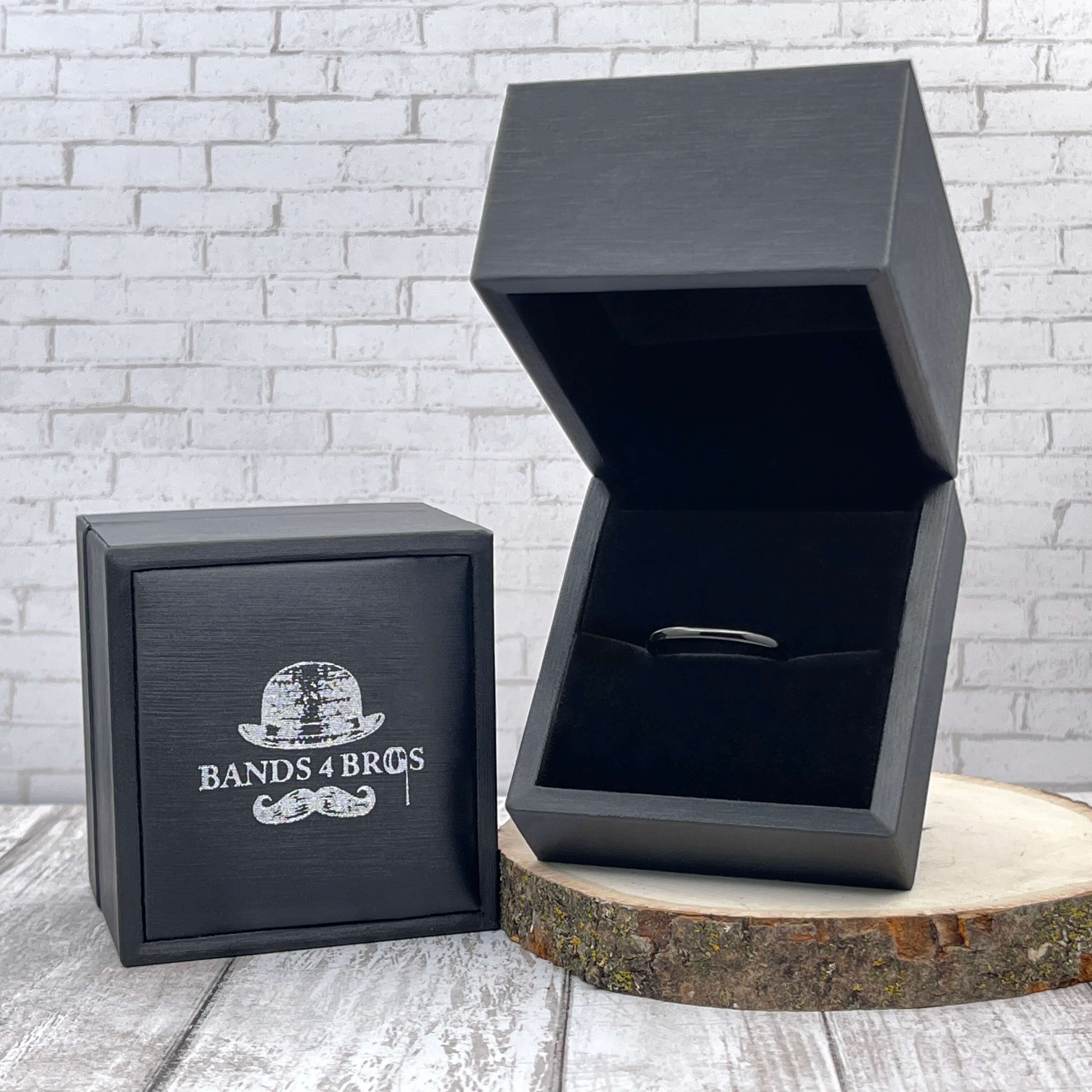 The Artisan | Men's Wedding Band