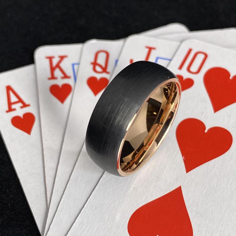 The Royal Flush | Men's Wedding Band