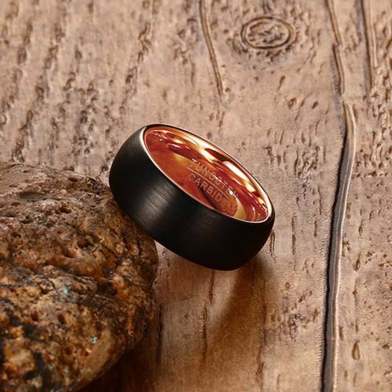 The Royal Flush | Men's Wedding Band